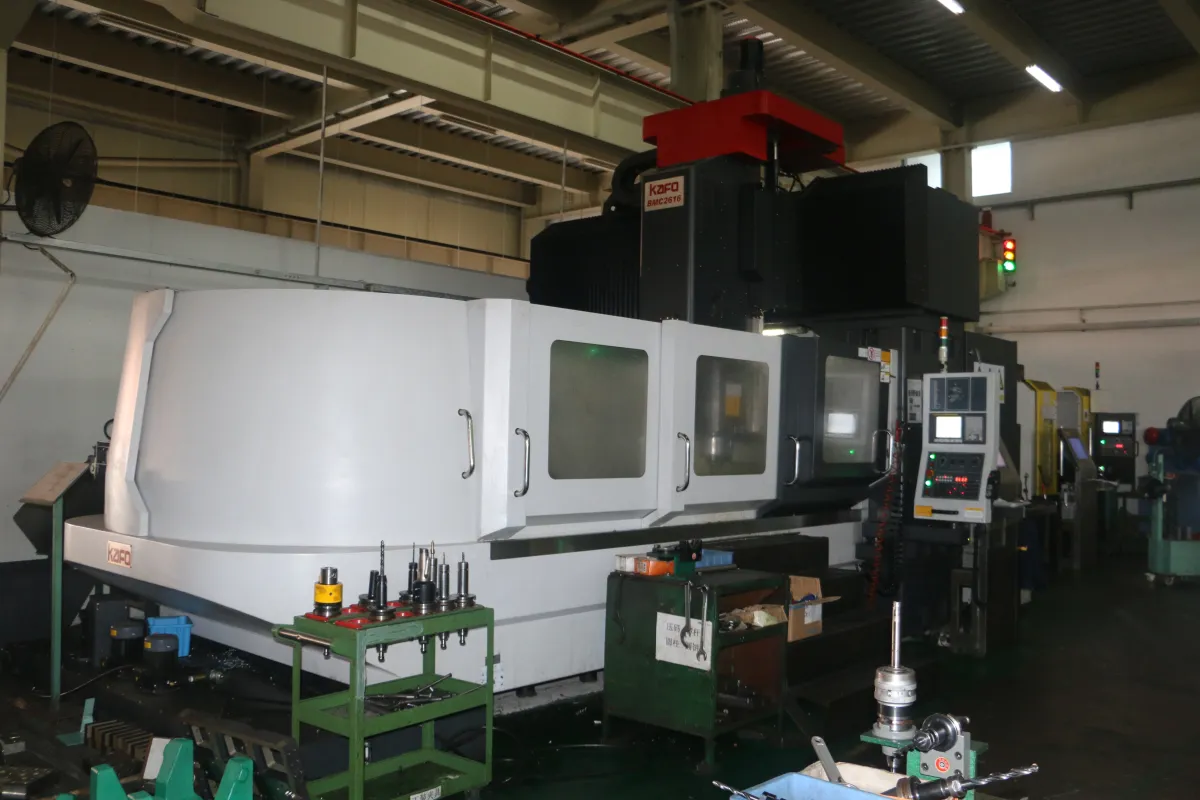 CNC Machining Center